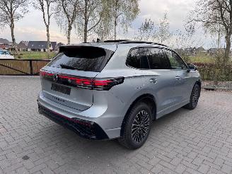 Volkswagen Tiguan Volkswagen Tiguan 1.5 TSI eHybrid 200 kW R-Line PANO HUD picture 2