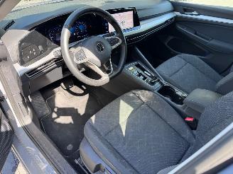 Volkswagen Golf Volkswagen Golf 8 Lim. eTSI Nardo Grey R-Line Nardo Grey picture 5