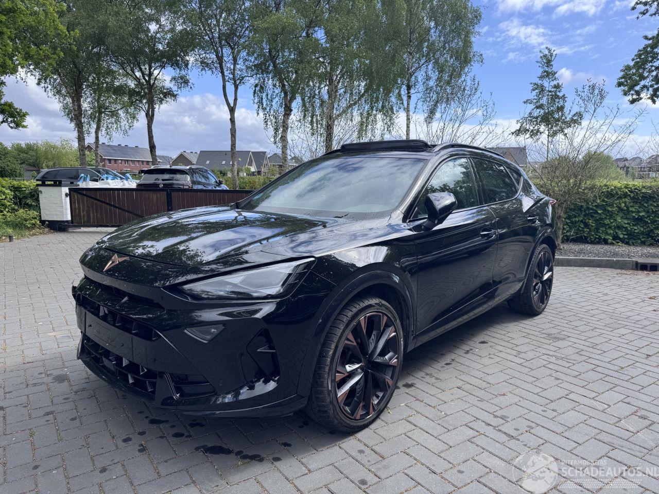 Cupra Formentor Formentor 1.5 eTSI VZ Panorama Leder Memorie Trekhaak Ambiance VOL!