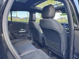 Mercedes GLA Mercedes-Benz GLA 180 AMG PANORAMA HUD Memorie Trekhaak Ambiance Massage VOL!! picture 18