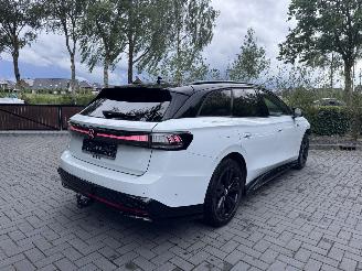 Vaurioauto  passenger cars Volkswagen ID.7 ID.7 Tourer GTX 250 kW 4Motion Trekhaak 360view HUD Ambiance VOLL 2025/10