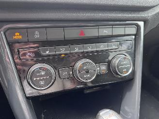 Volkswagen T-Roc Volkswagen T-Roc 1.5 TSI DSG Sport Camera Trekhaak 150ps ACC DCC picture 21