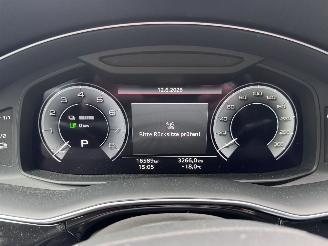 Audi Q7 Q7 60 TFSIe Quattro 360 kW S line PANO Luchtvering Trekhaak Kuipstoelen VOL!! picture 9