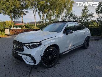 Vaurioauto  passenger cars Mercedes GLC GLC 300 e 4Matic Coupe PANORAMA Ambiance Trekhaak HUD VOL 2025/11