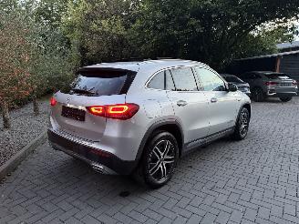 Mercedes GLA GLA 250 e PANORAMA AHK Ambiance ACC Leder VOLL picture 23