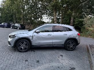 Mercedes GLA GLA 250 e PANORAMA AHK Ambiance ACC Leder VOLL picture 20