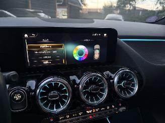 Mercedes GLA GLA 250 e PANORAMA AHK Ambiance ACC Leder VOLL picture 4