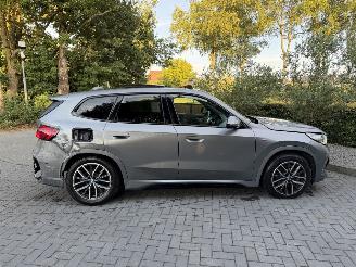 BMW iX1 iX1 30 xDrive M Sport PANO HUD Frozen-Grey VOLL picture 14
