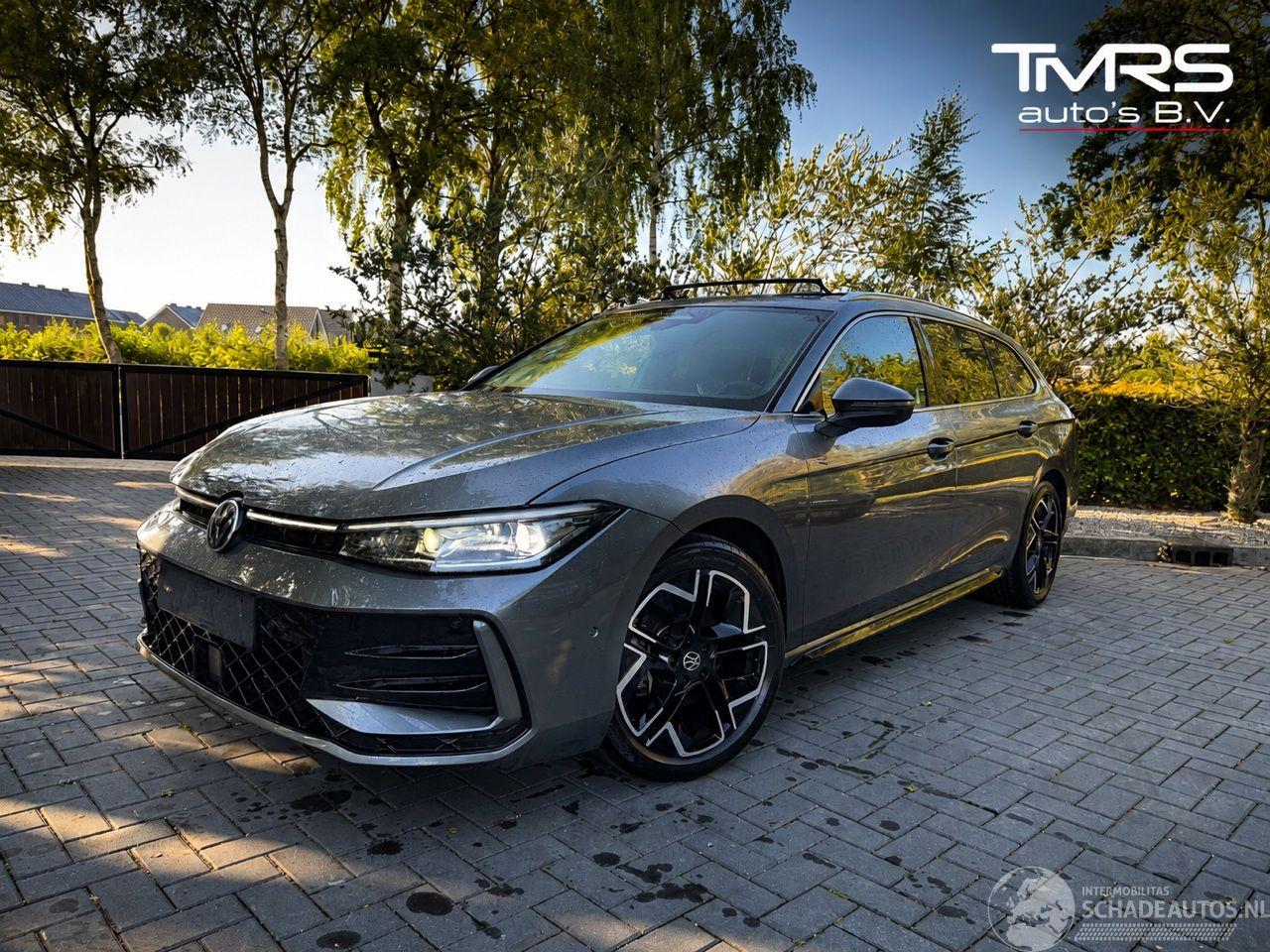 Volkswagen Passat Passat Variant 2.0 TDI 110 kW 3x R-line PANO HUD