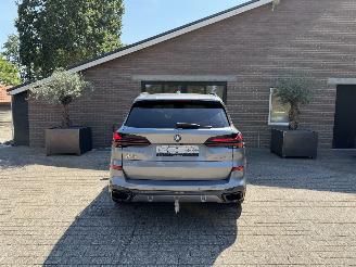 BMW X5 BMW X5 50e xDrive M Sport PANORAMADAK LUCHTVERING HUD TREKHAAK  AMBIANCE picture 3