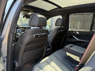 BMW X5 BMW X5 50e xDrive M Sport PANORAMADAK LUCHTVERING HUD TREKHAAK  AMBIANCE picture 35