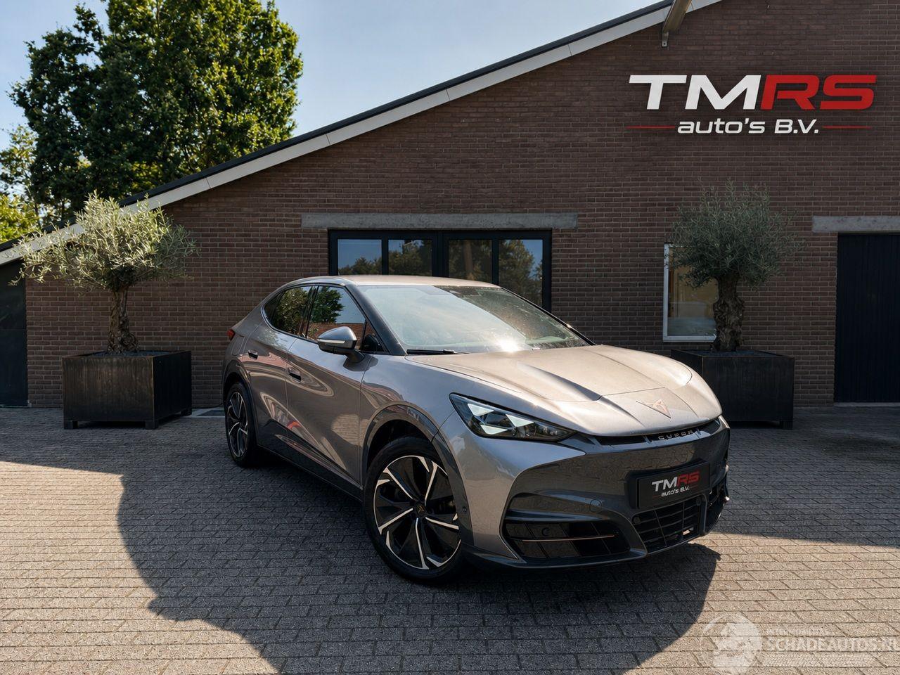 Cupra Tavascan Tavascan 250kW 4Drive VZ HEATPUMP Camera LED Ambiance VOLL