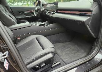 BMW i5 i5 Limousine 40 eDrive LEDER 360 Camera M-Sport VOL picture 4