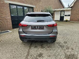 Mercedes GLA GLA 250 e AMG Frozen Grey PANORAMA Ambiance VOLL picture 22