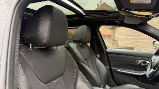 BMW 3-serie 320e Touring M-Sport PANORAMA AHK Camera VOLL picture 13