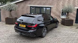 BMW 3-serie 320e Touring M-Sport PANORAMA AHK Camera VOLL picture 2