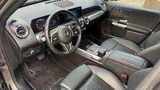 Mercedes EQB EQB 300+ 4Matic 7 Sitzer Ambiance Leder Camera picture 4