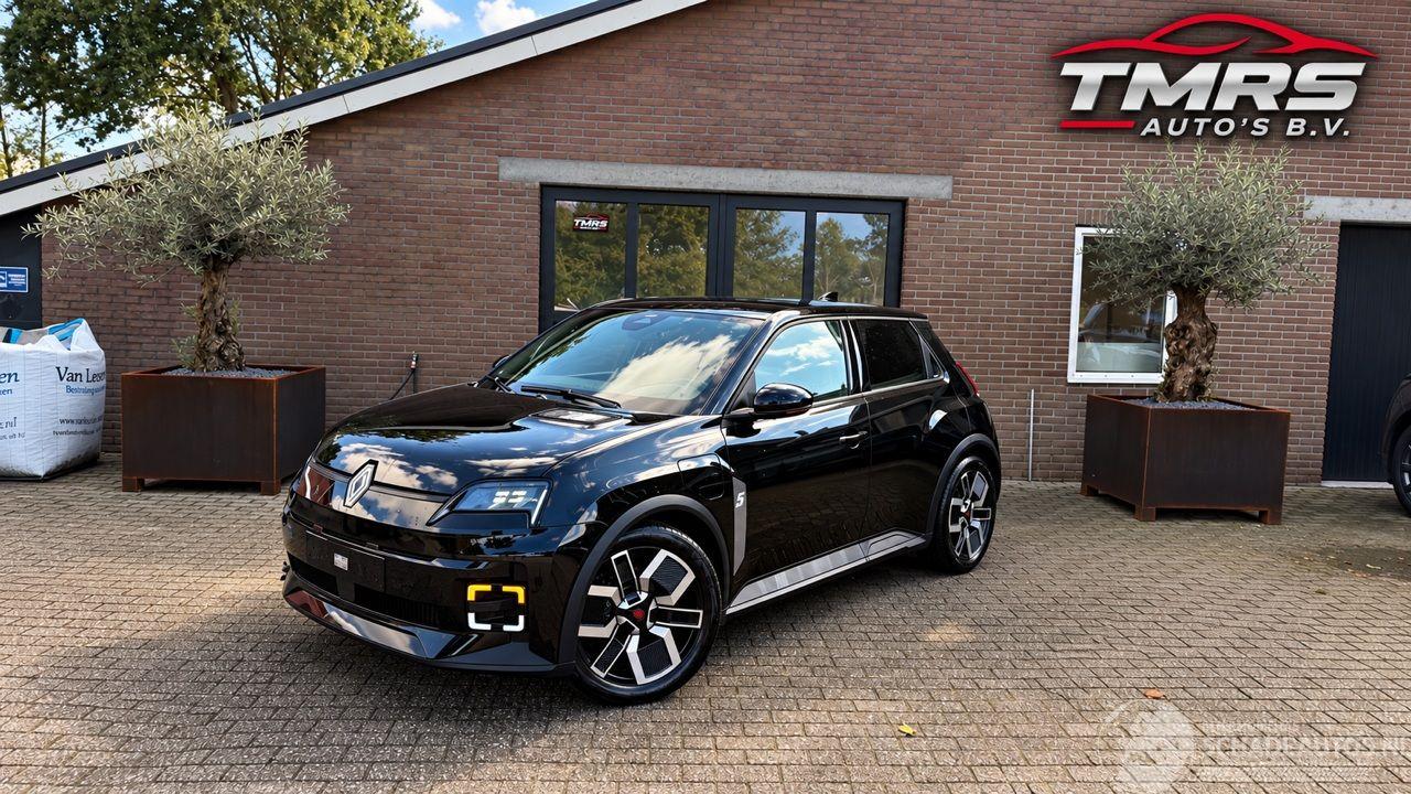 Renault 5 RENAULT R 5 E-Tech electric Camera VOL Fahrbereit