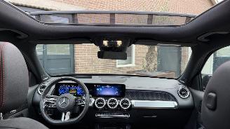 Mercedes EQB EQB 300 4Matic AMG PANORAMA HUD Burmeister VOLLL picture 3
