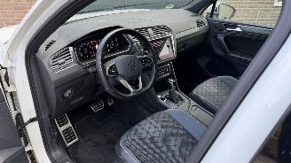 Volkswagen Tiguan Tiguan R-Line 1.5 TSI DSG ACC AHK SideAssist VOL picture 4