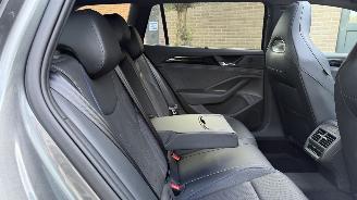 Volkswagen Passat VW Passat 1.5 TSI eHybrid 150kW R-Line PANO MASSAGE HUD Trekhaak VOL VOL picture 18