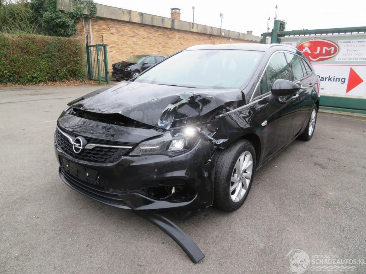 Opel Astra TVA DéDUCTIBLE