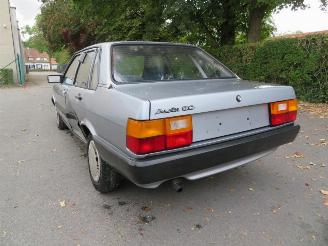 Audi 80  picture 3