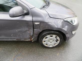 Hyundai I-20  picture 3