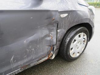 Hyundai I-20  picture 4