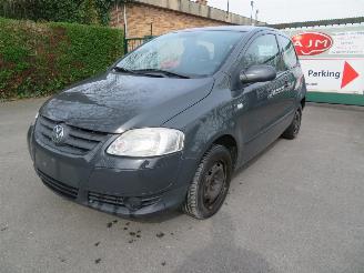 Vaurioauto  passenger cars Volkswagen Fox  2009/3