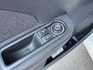 Renault Twingo  picture 15