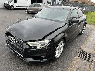 Voiture accidenté Audi A3  2018/7
