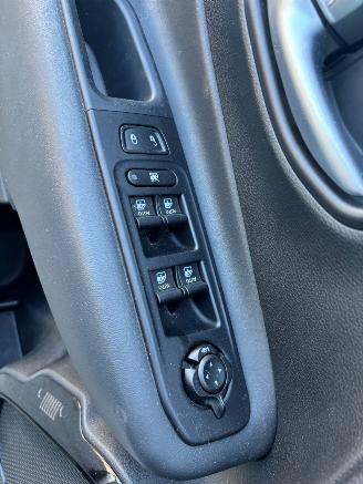 Jeep Renegade 4X4 picture 10