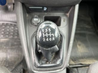 Ford Transit Courier Van  picture 11