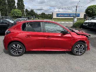 Peugeot 208  picture 24
