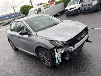 Auto incidentate Peugeot 208  2022/1
