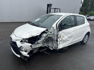 Toyota Yaris  picture 2