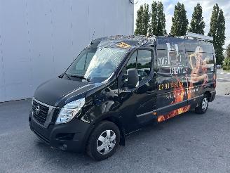 Nissan Interstar MAXI picture 2