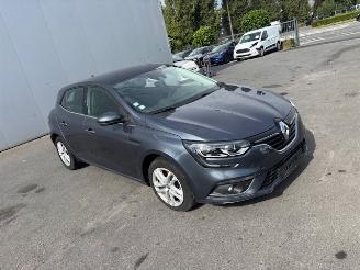 Voiture accidenté Renault Mégane  2020/7