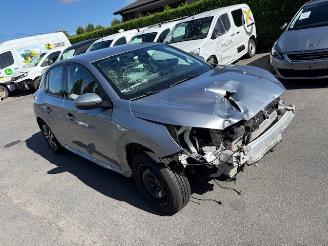 Peugeot 208  picture 9