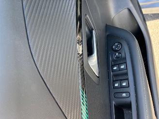 Peugeot 208  picture 7