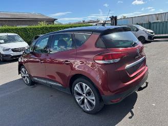 Damaged car Renault Scenic  2018/3