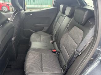 Renault Clio  picture 6