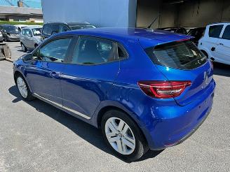 Renault Clio HYBRYD E TECH picture 4
