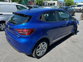 Renault Clio HYBRYD E TECH picture 5