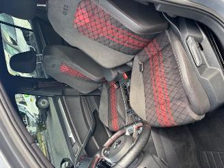 Volkswagen Golf GTI TCR picture 9