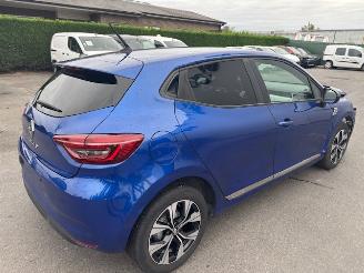 Auto incidentate Renault Clio LIMITED 2021/6