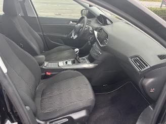 Peugeot 308  picture 6