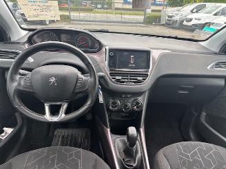 Peugeot 2008  picture 7
