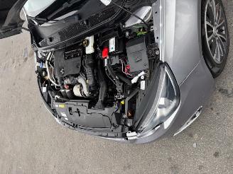 Peugeot 308  picture 10